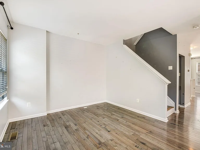 7742 Valley Oak Dr #91 — Photo 11