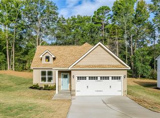 182 Hunter Dr, Belton, SC 29627