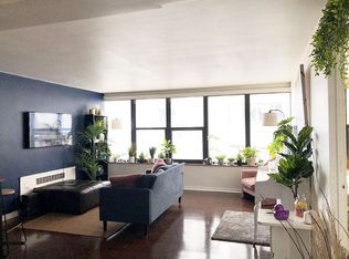 5801 N Sheridan Rd APT 12E, Chicago, IL 60660