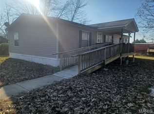 220 N Elliston Rd, Cuba, MO 65453