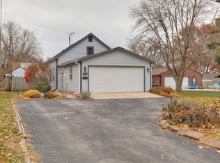 931 Rose Ave, Des Moines, IA 50315