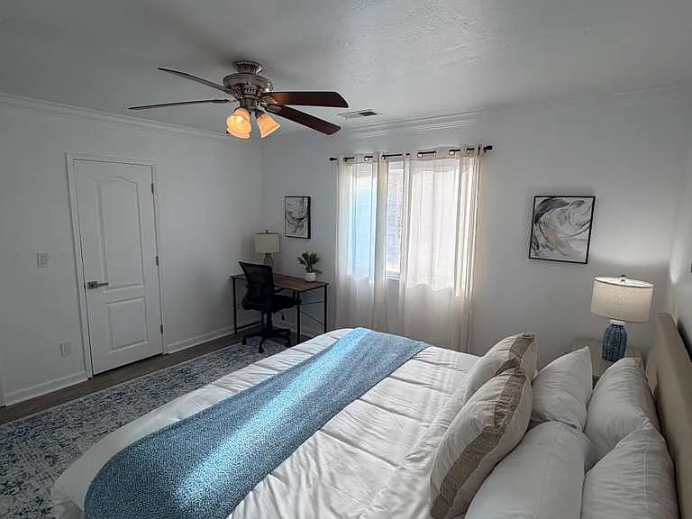 576 Pomeroy Ave — Photo 12