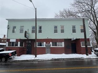 140 Dexter St, Pawtucket, RI 02860