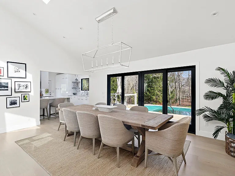11 Rowman Ct — Photo 7