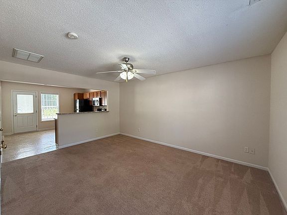2nd image of 104 Cornerstone Pl
