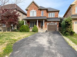 2166 Meadowglen Dr, Oakville, ON L6M 4C9