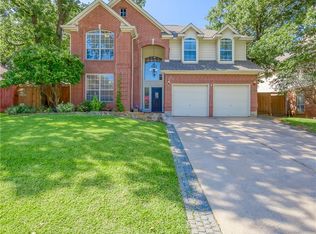 1815 Rolling Ridge Dr, Grapevine, TX 76051