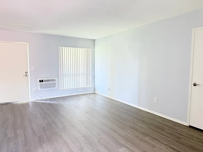 12521 Centralia St #51 — Photo 3