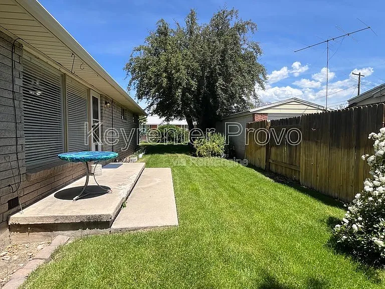 1589 S 200th St E — Photo 3