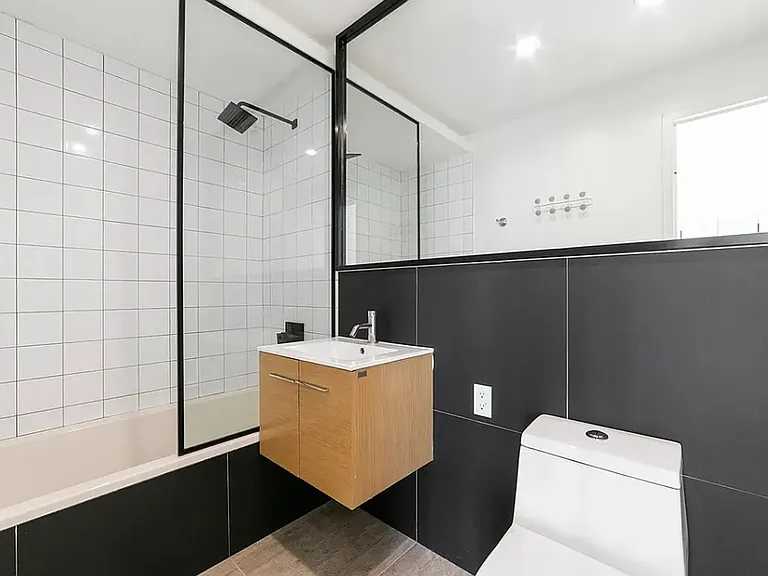 10 Lexington Ave #4C — Photo 9