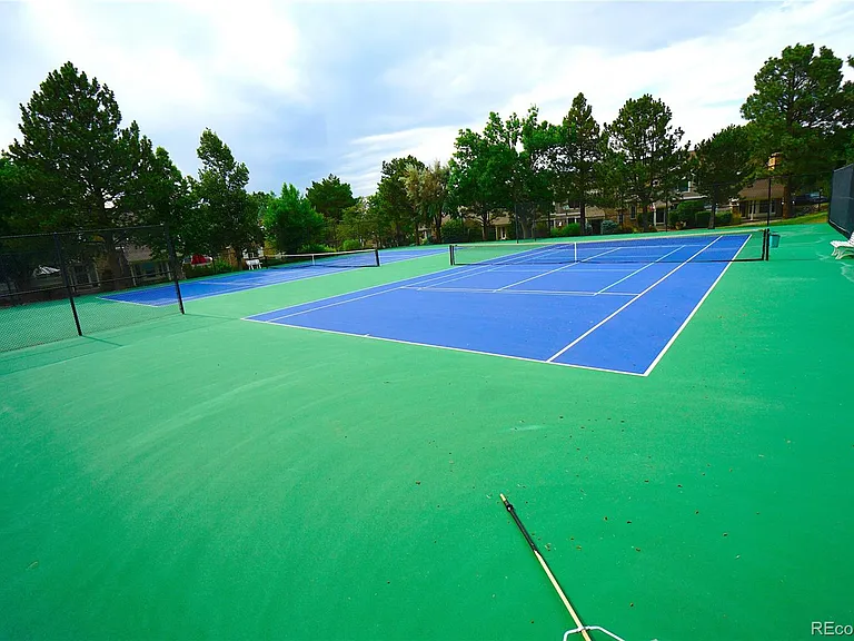 SouthPark2 community Tennis Courts and Pickle Ball