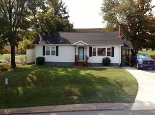 123 Center St, Bridgeport, WV 26330