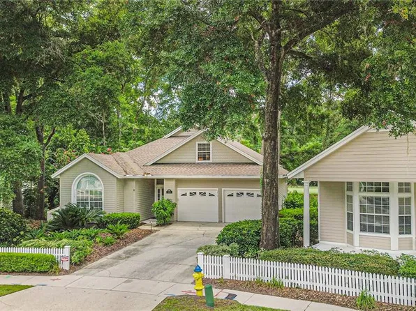 5215 SW 103rd Dr, Gainesville, FL 32608