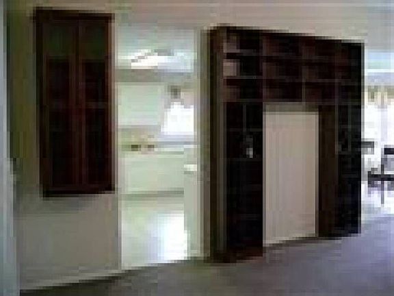 4th image of 209 Vela Way