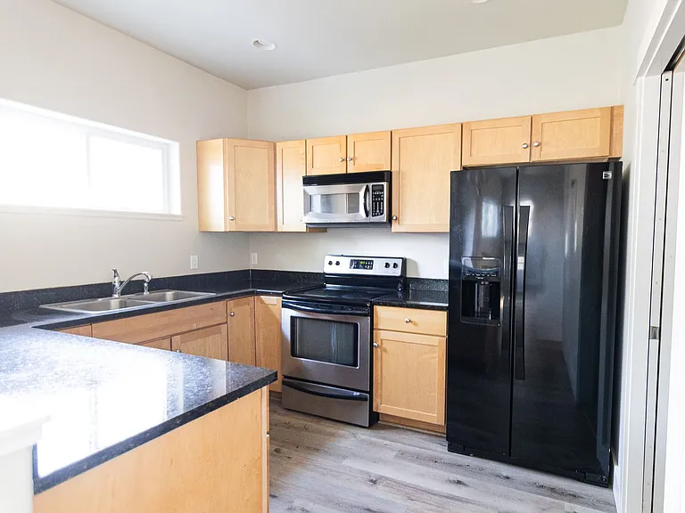 2233 Buckrake Ave — Photo 5