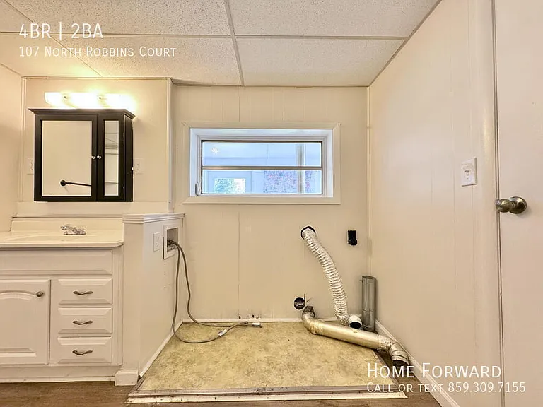 107 N Robbins Ct — Photo 8