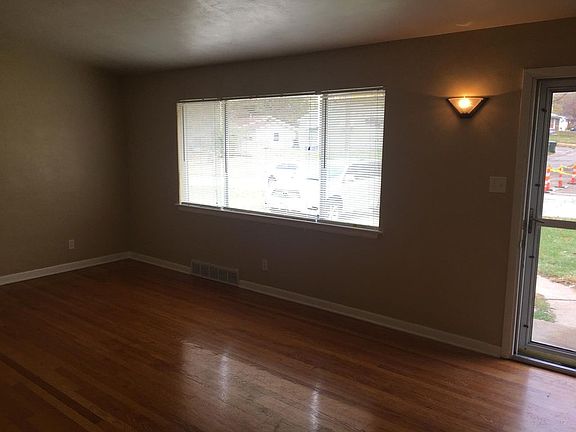 2nd image of 8736 Marcella Ave