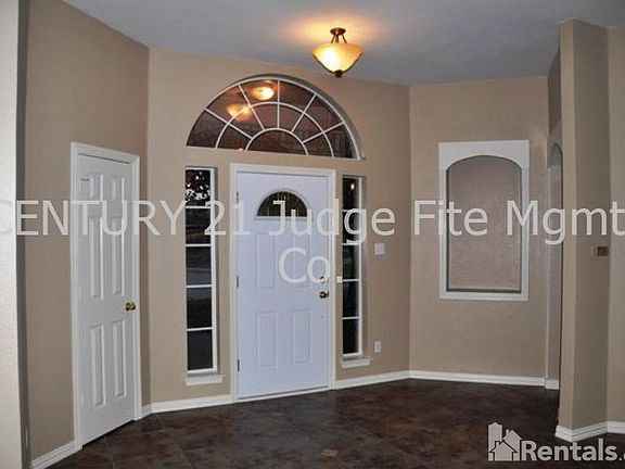 2nd image of 706 Purdue Dr