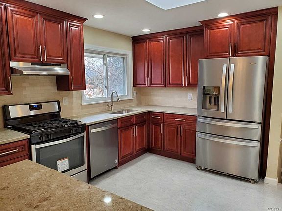 4th image of 23 Evelyn Dr