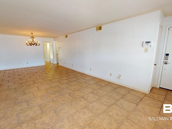 5th image of 4009 Old Shell Rd APT C13