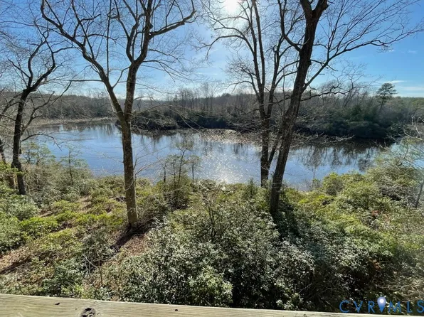 471 Knights Run Rd, Heathsville, VA 22473