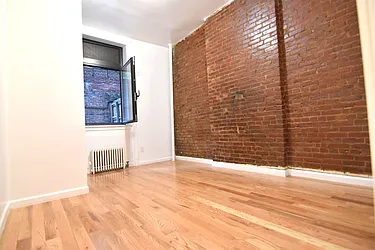 Rented by Manhattan Spaces