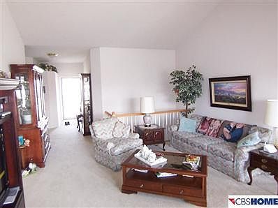3rd image of 15035 Camden Ave