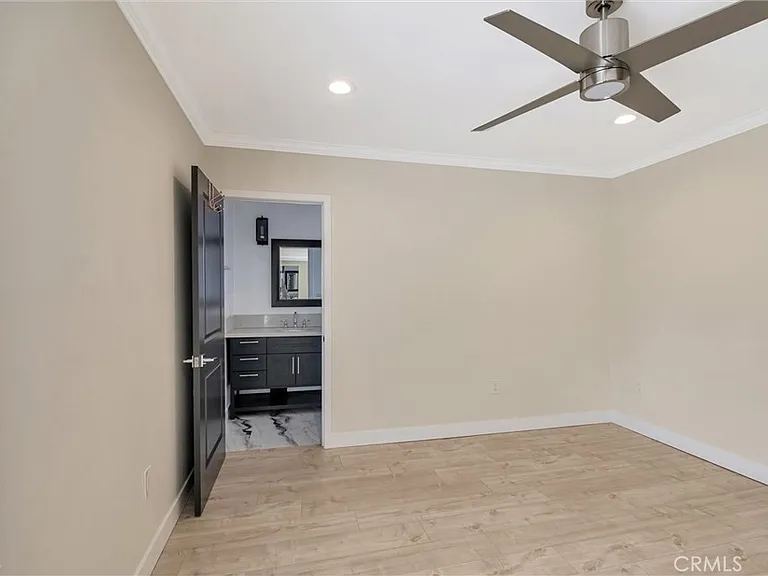 17227 Keswick St — Photo 28
