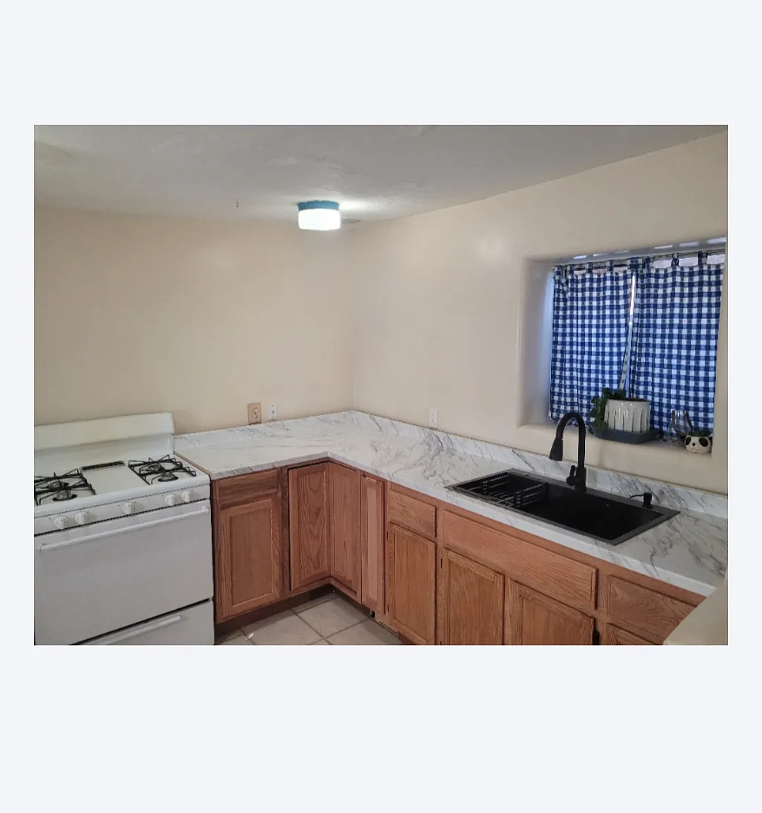 1 bed, 900 sqft, $2,000 — Photo 1