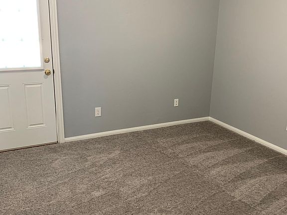 5th image of 503 Leo Ln