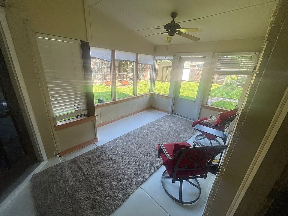 2nd image of 1526 Winter Park Ln