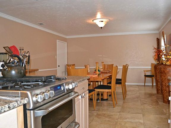 5th image of 13853 Peyton Dr