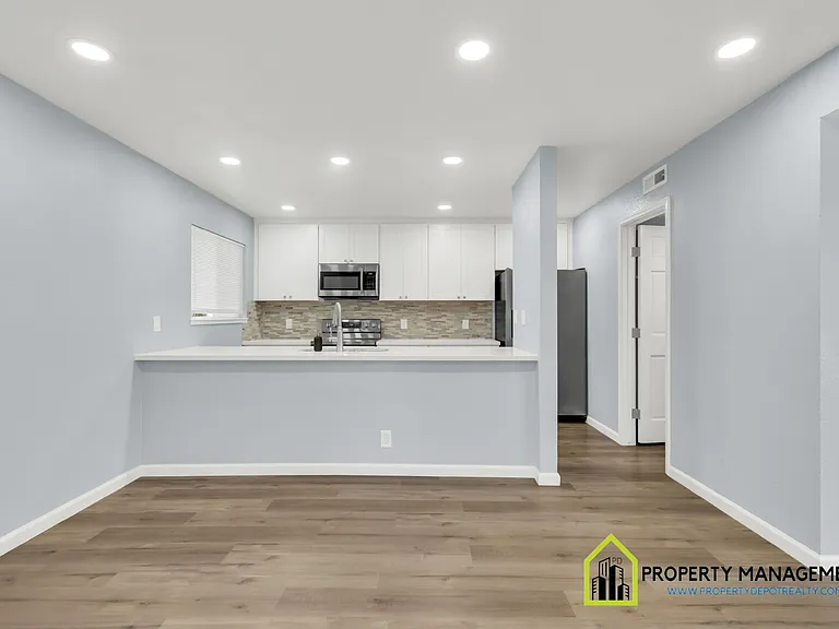 5334 Karbet Way — Photo 16