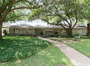 10323 Sherbrook Ln, Dallas, TX 75229