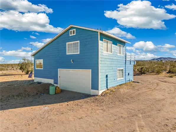 11322 W Broken Bow Drive, White Hills, AZ 86445