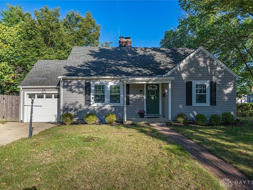 1st image of 52 Lucas Dr