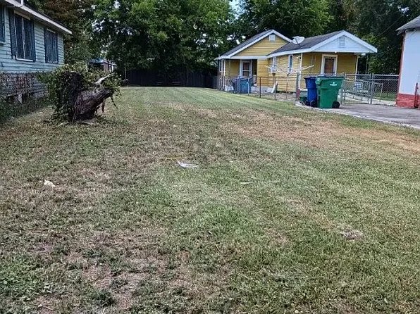 921 Westbank Expy, Gretna, LA 70053