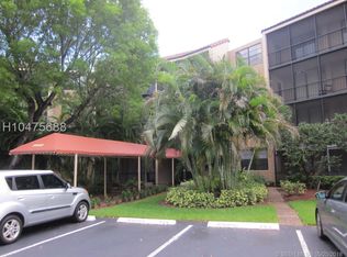 3800 N Hills Dr APT 101, Hollywood, FL 33021