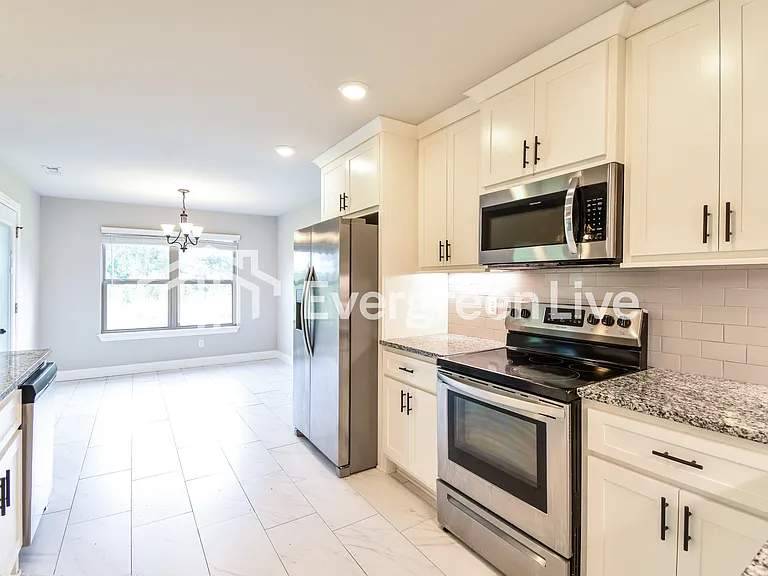 1 Patrick Cir — Photo 7