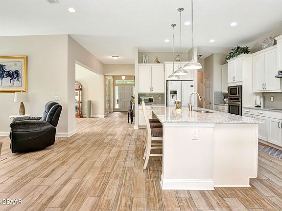5th image of 56 Ashford Lakes Dr
