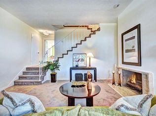 1022 Palo Verde Ave, Long Beach, CA 90815