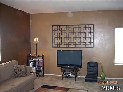 3rd image of 6608 S Giuliani Ave