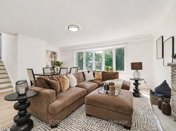 42 Brucedale Cres, Toronto, ON M2K 2C7