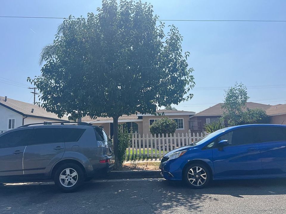 2nd image of 7434 Cortland Ave