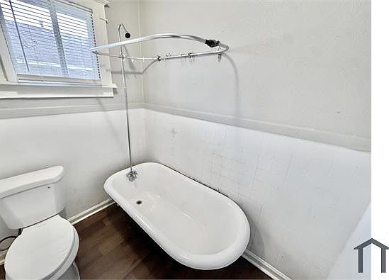 5th image of 3338 Coleman Ave