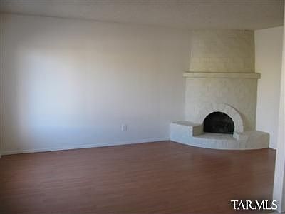5th image of 1881 W La Osa St