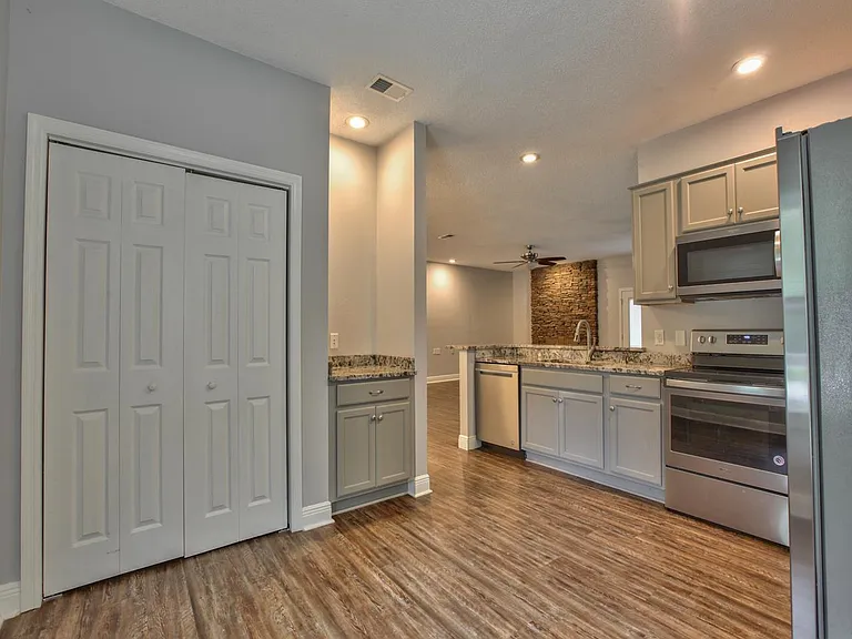 621 Bob Miller Rd — Photo 10