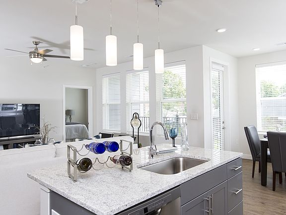 4th image of 1325 Boland Pl #3003