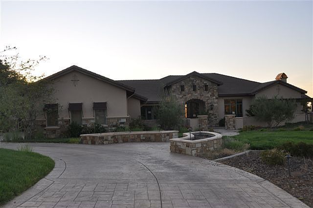 2nd image of 6009 Western Sierra Way