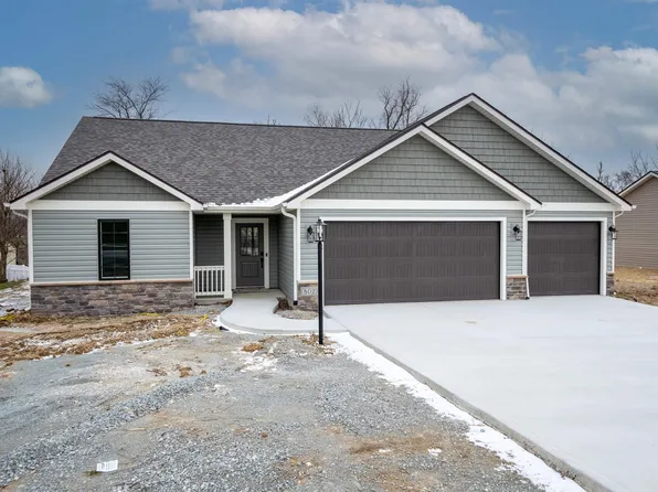 802 Scott St, Albion, IN 46701